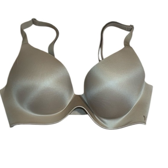 Victoria’s Secret nude, perfect shape wire free bra, t-shirt, 32D - Picture 1 of 6